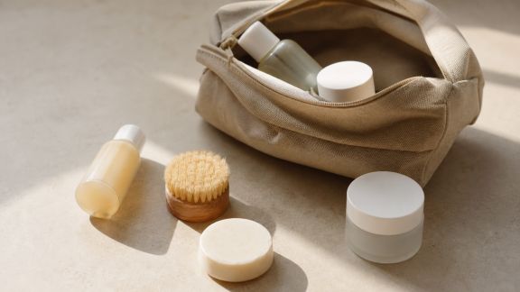 Adapter ses soins corporels en voyage : conseils pratiques