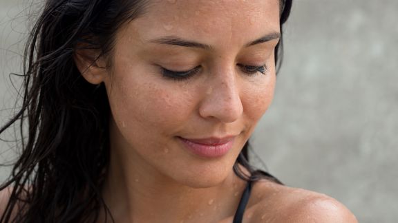 Le maquillage waterproof : conseils pour un look qui résiste à tout