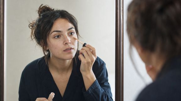 Maquillage express après le travail : sublimer son look en 5 minutes