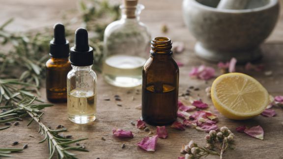 Créer son parfum maison : guide pour débutants