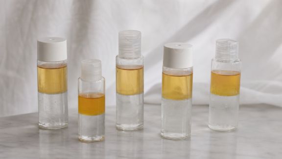 Démaquillants biphasés : comparatif de cinq références incontournables
