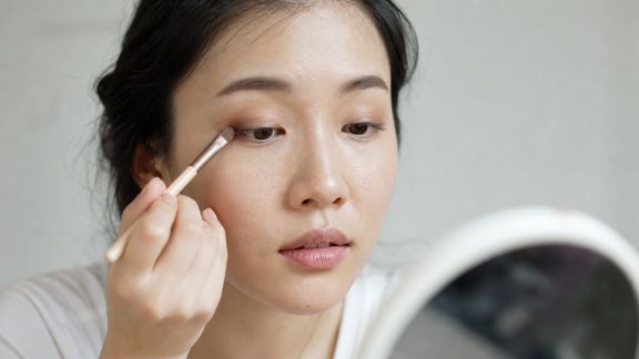 Astuces make-up pour agrandir visuellement les petits yeux