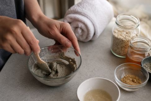 Les enveloppements corporels maison : recettes et bienfaits