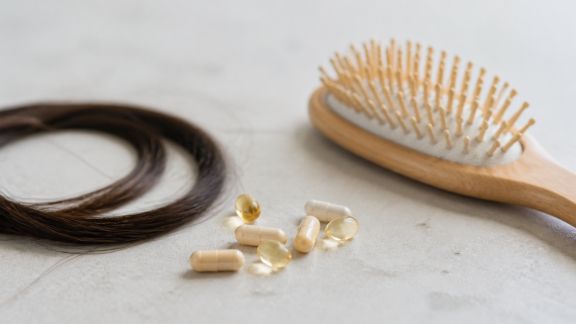 L’importance des compléments alimentaires pour la santé des cheveux